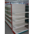 Shelving супермаркета со всеми компонентами